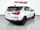 Thumbnail of 2019 Silver Ice Metallic Chevrolet Equinox