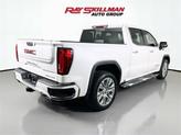 Thumbnail of 2022 White Frost Tri-Coat GMC Sierra 1500 Limited