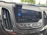 Thumbnail of 2022 Silver Ice Metallic Chevrolet Equinox