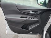 Thumbnail of 2022 Silver Ice Metallic Chevrolet Equinox