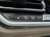 Thumbnail of 2019 White BMW 330