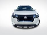 Thumbnail of 2025 Everest White Pearl Tricoat Nissan Pathfinder