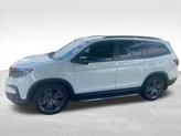 Thumbnail of 2022 Platinum White Pearl Honda Pilot