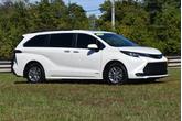 Thumbnail of 2021 Blizzard Pearl Toyota Sienna