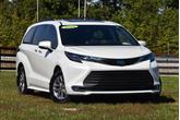 Photo of 2021 Blizzard Pearl Toyota Sienna