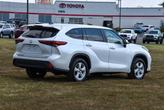 Thumbnail of 2023 Wind Chill Pearl Toyota Highlander