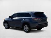 Thumbnail of 2014 Shoreline Blue Pearl Toyota Highlander