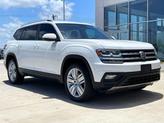 Thumbnail of 2019 Pure White Volkswagen Atlas