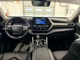 Thumbnail of 2020 Light Blue Toyota Highlander