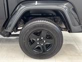 Thumbnail of 2021 Black Clearcoat Jeep Gladiator