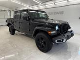 Thumbnail of 2021 Black Clearcoat Jeep Gladiator
