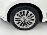 Thumbnail of 2024 Star White Metallic Tri-Coat Ford Edge