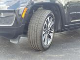 Thumbnail of 2021 Diamond Black Jeep Grand Cherokee L