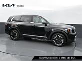 Photo of 2025 Ebony Black Kia Telluride
