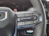 Thumbnail of 2025 Onyx Black GMC Yukon