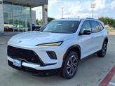 Thumbnail of 2025 White Frost Tri-Coat Buick Enclave