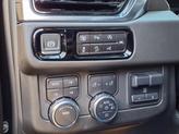 Thumbnail of 2025 Onyx Black GMC Yukon XL