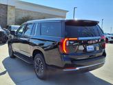 Thumbnail of 2025 Onyx Black GMC Yukon XL