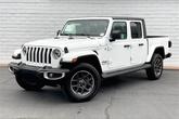 Photo of 2020 Bright White Clearcoat Jeep Gladiator