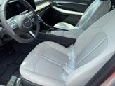 Thumbnail of 2025 Aero Silver Hyundai SONATA Hybrid