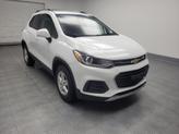 Thumbnail of 2021 White Chevrolet Trax