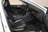 Thumbnail of 2018 White Platinum Lincoln Continental