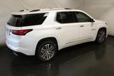 Thumbnail of 2022 Iridescent Pearl Tricoat Chevrolet Traverse
