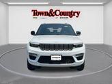 Thumbnail of 2022 Bright White Clearcoat Jeep Grand Cherokee