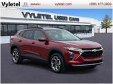 Photo of 2024 Crimson Metallic Chevrolet Trax