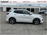 Thumbnail of 2022 White Frost Tri-Coat Buick Encore GX