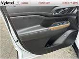 Thumbnail of 2023 Summit White GMC Acadia