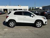 Thumbnail of 2022 Iridescent Pearl Tricoat Chevrolet Trax