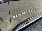 Thumbnail of 2022 Onyx Black GMC Yukon