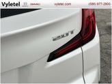 Thumbnail of 2019 Crystal White Tri-Coat Cadillac XT4
