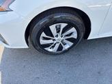 Thumbnail of 2025 Glacier White Nissan Altima