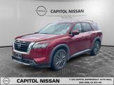 Photo of 2022 Scarlet Ember Nissan Pathfinder