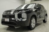 Thumbnail of 2025 Labrador Black Pearl Mitsubishi Outlander