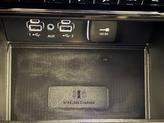 Thumbnail of 2024 Diamond Black Crystal Pearlcoat Jeep Grand Cherokee L