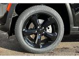 Thumbnail of 2025 Diamond Black Crystal Pearlcoat Jeep Grand Cherokee L