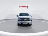 Thumbnail of 2019 Iridescent Pearl Tricoat Chevrolet Silverado 1500