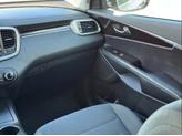 Thumbnail of 2019 Everlasting Silver Kia Sorento