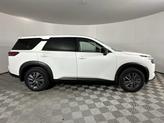 Thumbnail of 2025 Glacier White Nissan Pathfinder