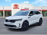 Photo of 2021 Glacial White Pearl Kia Sorento