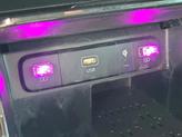 Thumbnail of 2021 Glacial White Pearl Kia Sorento