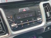 Thumbnail of 2021 Glacial White Pearl Kia Sorento