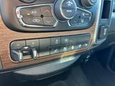 Thumbnail of 2017 Brilliant Black Crystal Pearlcoat RAM 1500