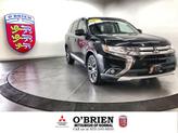 Photo of 2017 Labrador Black Pearl Mitsubishi Outlander
