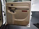 Thumbnail of 2004 Summit White Chevrolet Suburban