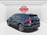 Thumbnail of 2022 Agate Black Ford Explorer