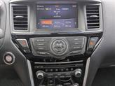 Thumbnail of 2019 Brilliant Silver Metallic Nissan Pathfinder